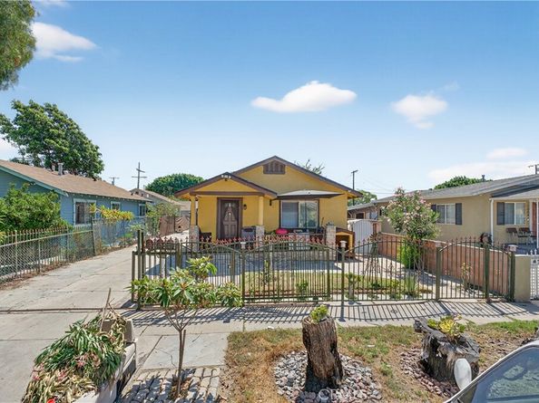 1008 E 74th Street, Los Angeles CA 90001