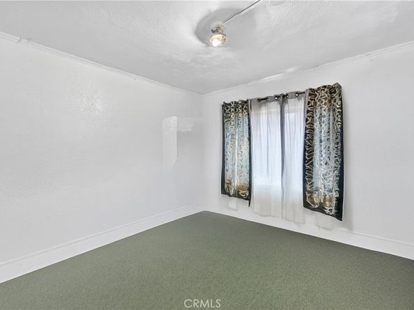 1008 E 74th Street, Los Angeles CA 90001