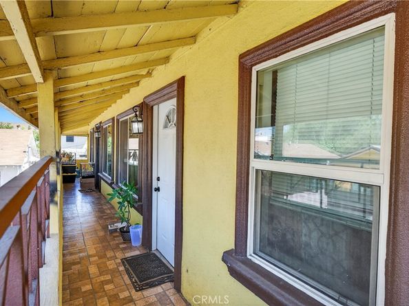 1008 E 74th Street, Los Angeles CA 90001