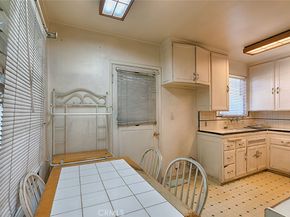 8006 Hooper, Los Angeles CA 90001