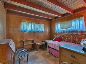 8006 Hooper, Los Angeles CA 90001