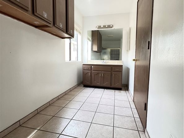 10946 Michael Hunt, South El Monte CA 91733