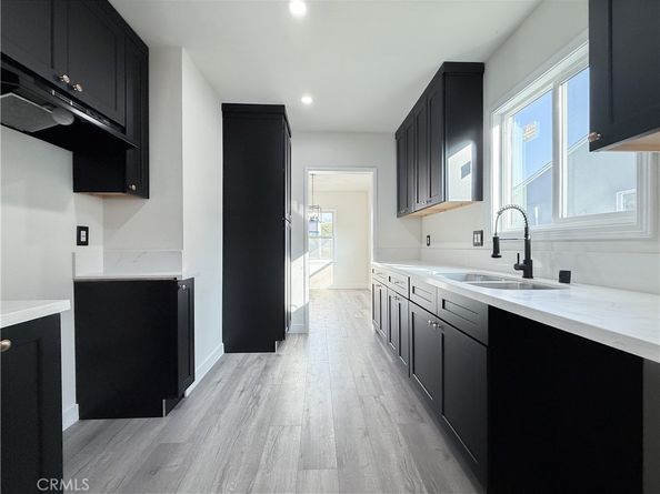 1215 N Chester Avenue, Compton CA 90221