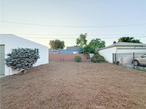 1215 N Chester Avenue, Compton CA 90221