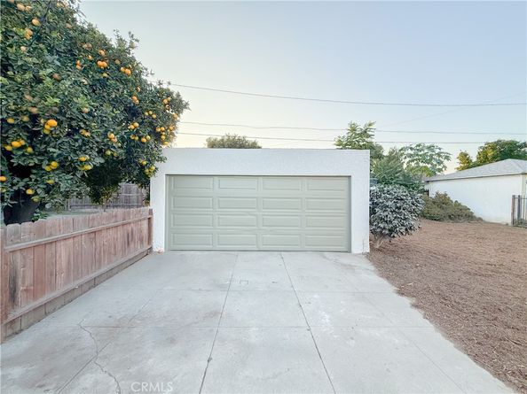 1215 N Chester Avenue, Compton CA 90221