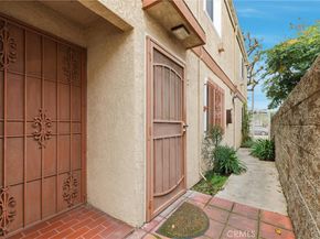 726 S Fir 3, Inglewood CA 90301