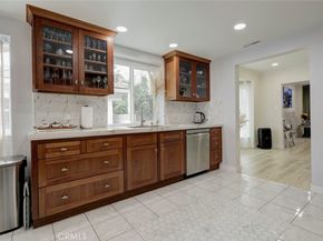 15556 Valerio, Van Nuys CA 91406