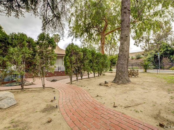 15556 Valerio, Van Nuys CA 91406