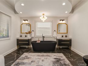 5558 Edgewood Place, Los Angeles CA 90019