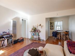 2010 N Los Robles Avenue, Pasadena CA 91104