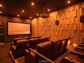 645 W 9th 643, Los Angeles CA 90015