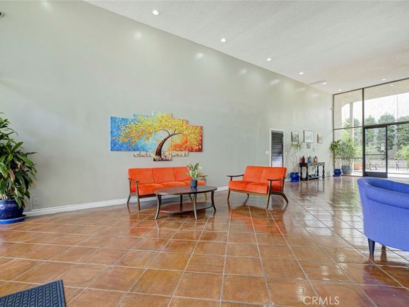 1401 Valley View 206, Glendale CA 91202