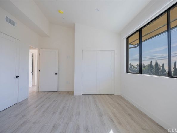 2608 Honolulu Avenue 214, Montrose CA 91020