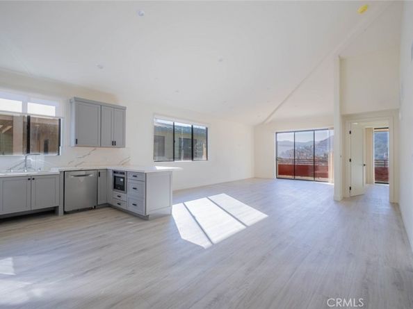 2608 Honolulu Avenue 214, Montrose CA 91020