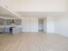 2608 Honolulu Avenue 214, Montrose CA 91020