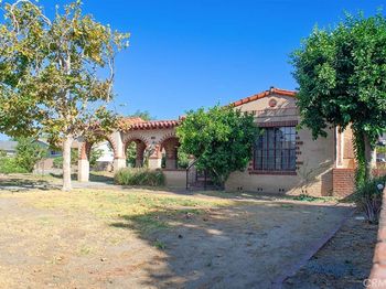 9103 Duarte Road