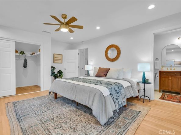 869 Cumberland Road, Glendale CA 91202