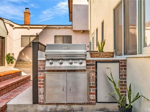 869 Cumberland Road, Glendale CA 91202