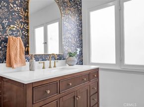 869 Cumberland Road, Glendale CA 91202