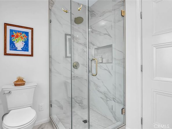 869 Cumberland Road, Glendale CA 91202