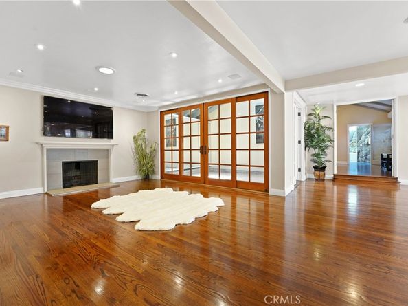 112 N Garfield Place, Monrovia CA 91016