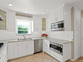 112 N Garfield Place, Monrovia CA 91016