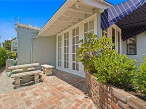 112 N Garfield Place, Monrovia CA 91016