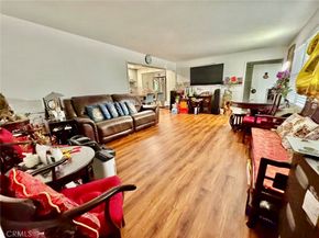 1150 Okoboji Drive, Arcadia CA 91007