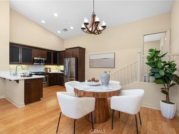1406 S California Avenue C, Monrovia CA 91016