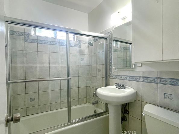4910 Kauffman Avenue, Temple City CA 91780