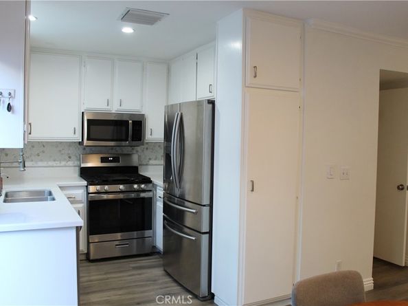 591 N Garfield Avenue 5, Pasadena CA 91101