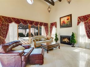 462 Pomello Drive, Claremont CA 91711