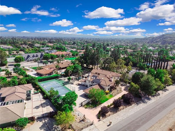 462 Pomello Drive, Claremont CA 91711