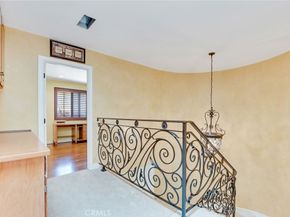462 Pomello Drive, Claremont CA 91711