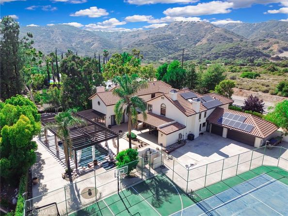 462 Pomello Drive, Claremont CA 91711
