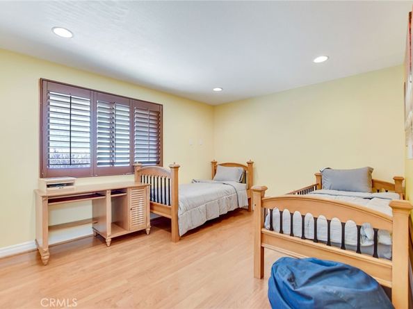 462 Pomello Drive, Claremont CA 91711