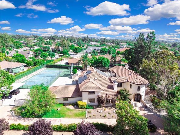 462 Pomello Drive, Claremont CA 91711