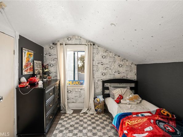 1912 E 10th Street, Long Beach CA 90813