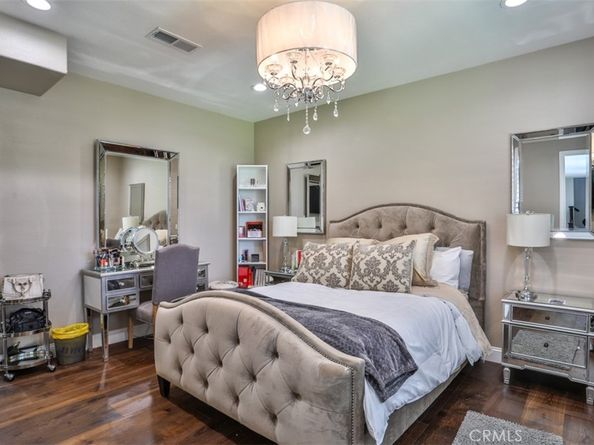 2564 Lunes, La Verne CA 91750