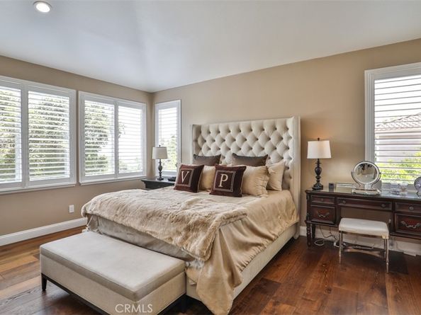 2564 Lunes, La Verne CA 91750