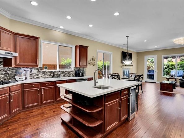 2125 Ridgeview Terrace Drive, Long Beach CA 90755