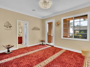 2125 Ridgeview Terrace Drive, Long Beach CA 90755