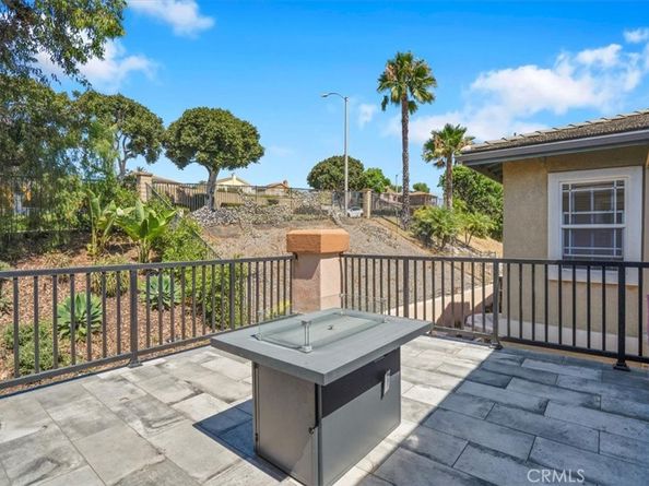 2125 Ridgeview Terrace Drive, Long Beach CA 90755