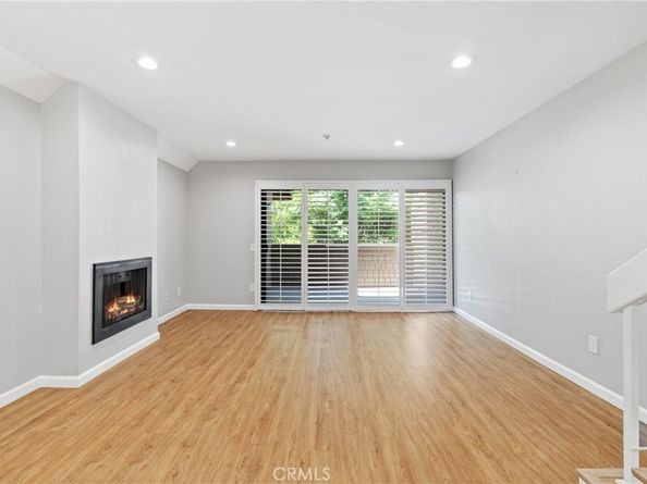 1054 Seco Street 205, Pasadena CA 91103