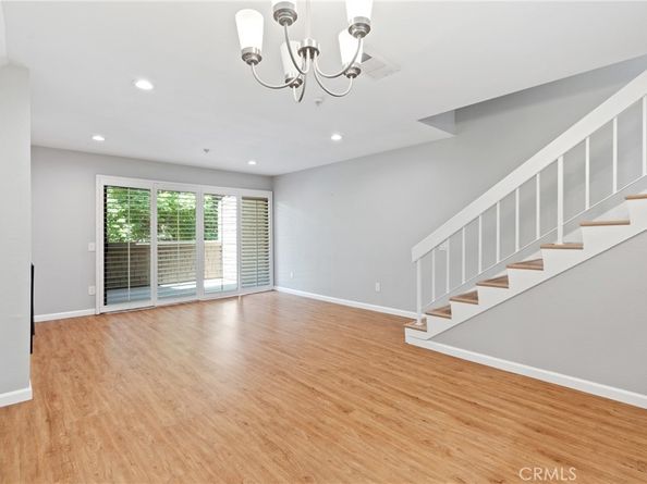 1054 Seco Street 205, Pasadena CA 91103