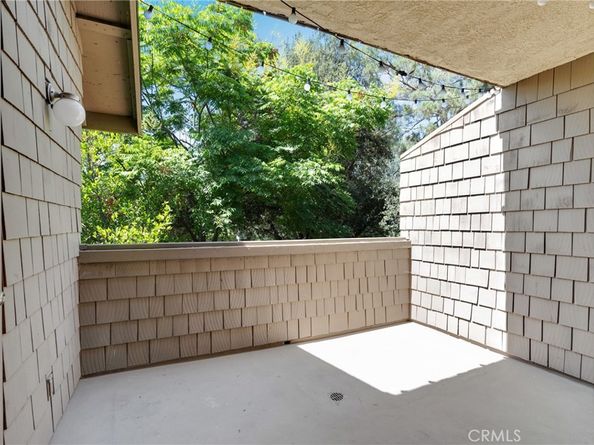 1054 Seco Street 205, Pasadena CA 91103