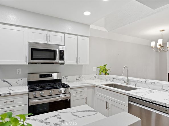 1054 Seco Street 205, Pasadena CA 91103