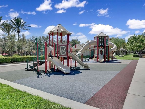 15723 Parkhouse Drive 105, Fontana CA 92336