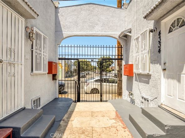 4334 S Main Street, Los Angeles CA 90037