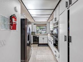 900 W Sierra Madre Avenue 44, Azusa CA 91702